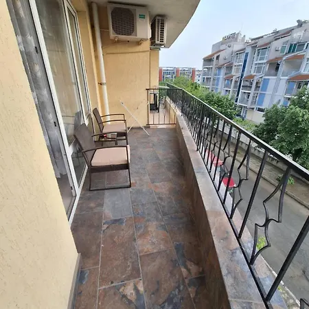 Apartment Luxury Opposite Kakao *